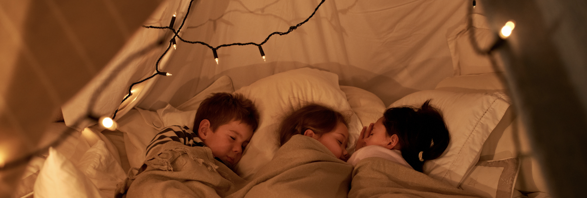 Bannière Camper-famille-heures-sommeil-enfant